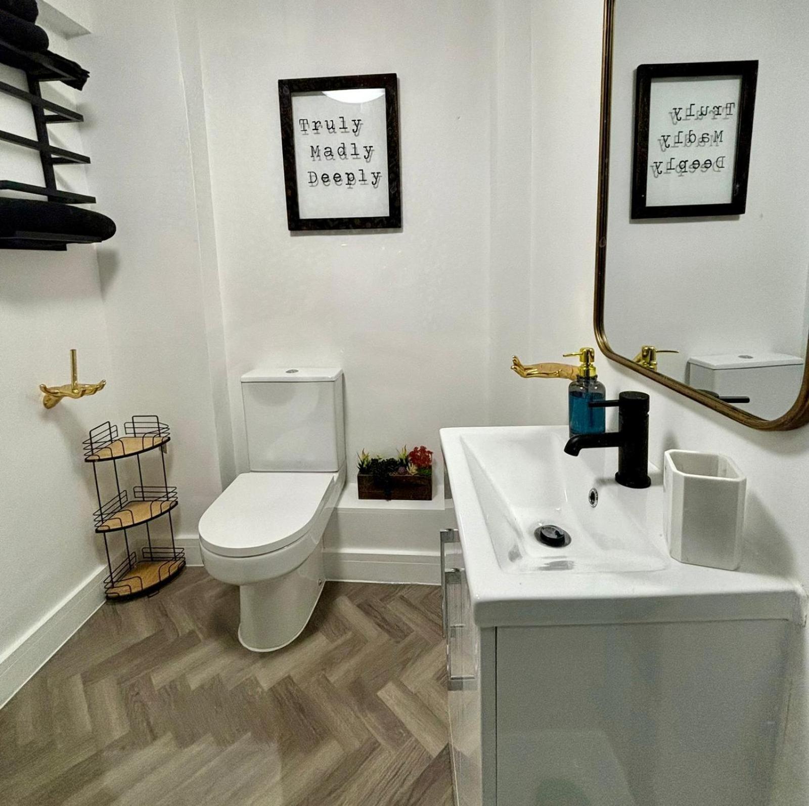 Stylish And Chic Seaside Apartment Southend-on-Sea Eksteriør bilde